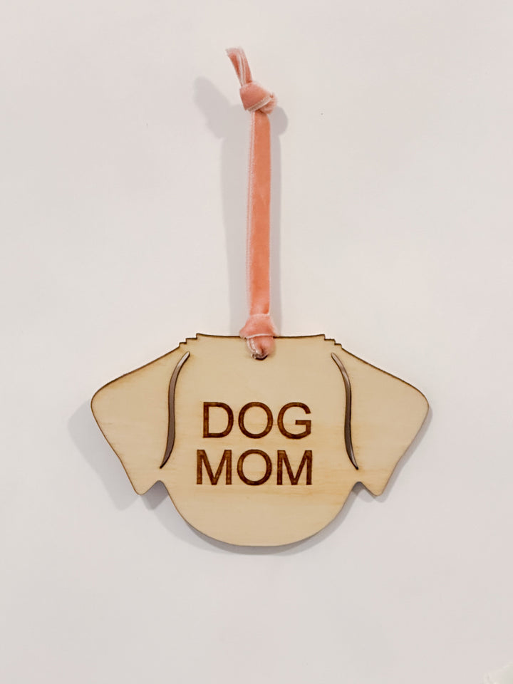 Dog Mom / Christmas Ornament
