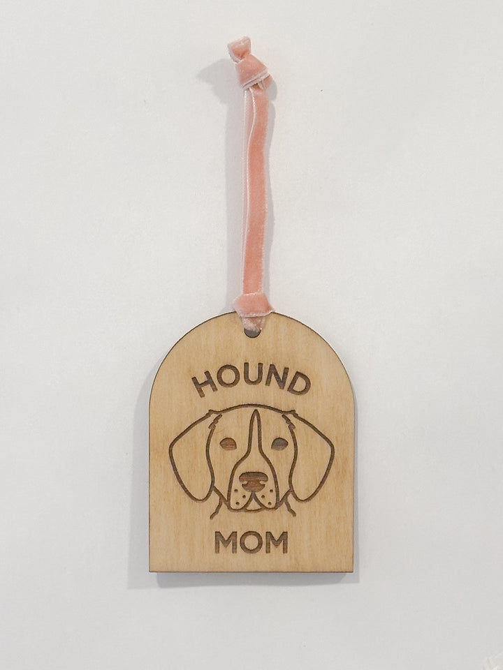 Hound Mom / Dog Christmas Ornament