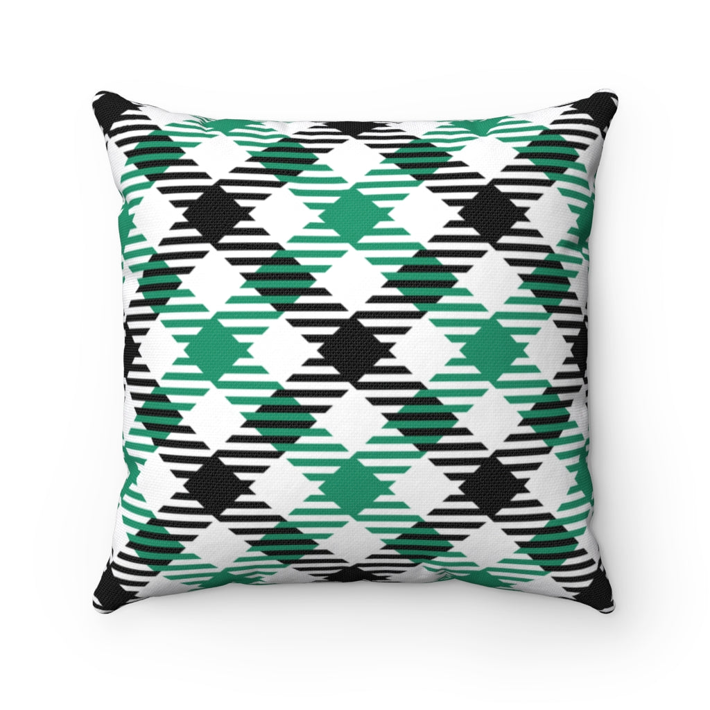 St. Patrick’s Day pillow cover with plaid patterns and Irish-themed graphics, available in 14x14, 16x16, 18x18, and 20x20 inches, perfect for seasonal home decor. Zipper closure.